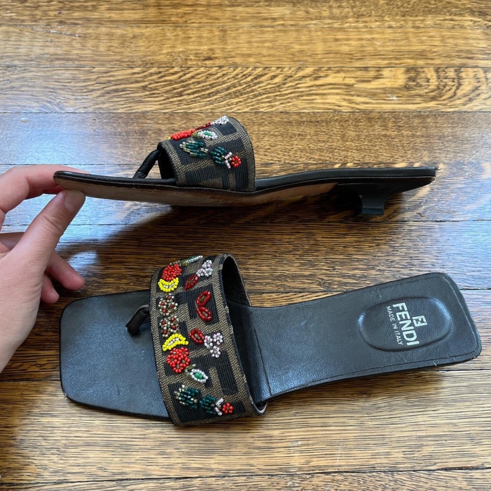 RARE Vintage Fendi Beaded Kitten Heel Sandals - Picture 2 of 4